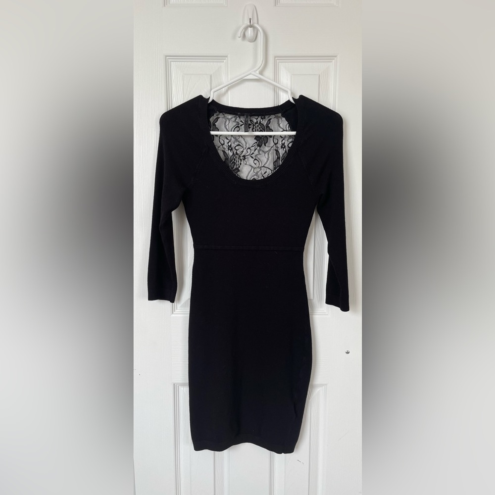 Guess Long Sleeved Black U-neck Dress with Lace Floral Detail Back